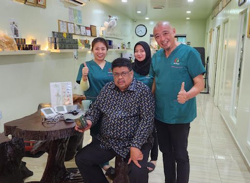 Klinik Kiropraktik Terbaik di Kampung Ayer Molek