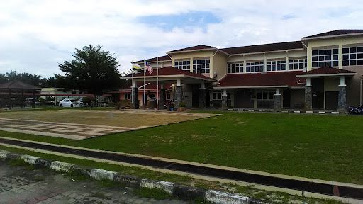 Klinik Kiropraktik Terbaik di Pantai Remis untuk Penjagaan Tulang Belakang Anda