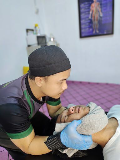 Klinik Kiropraktik Terbaik di Simanggang untuk Kesihatan Tulang Belakang Anda