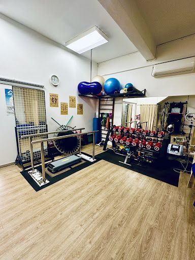 Pro Rehab Physiotherapy and Spine Center 超凡物理治疗与脊椎诊所